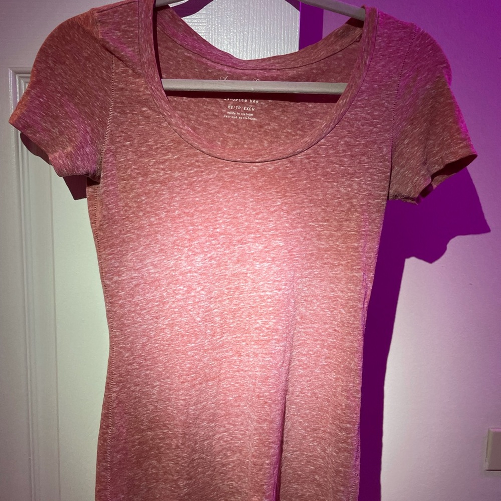 American Eagle t-shirt. Size XS.